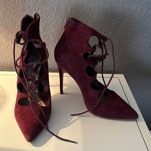 Burgundy Steve Madden booties
